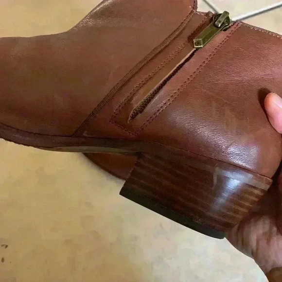 Sam Edelman - Picture 3 of 5